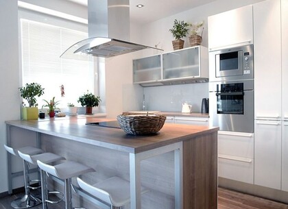 Kuchyňské linky s ostrůvkem