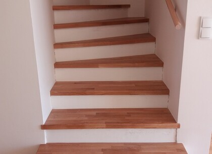 Dřevěné schodišťové nášlapy